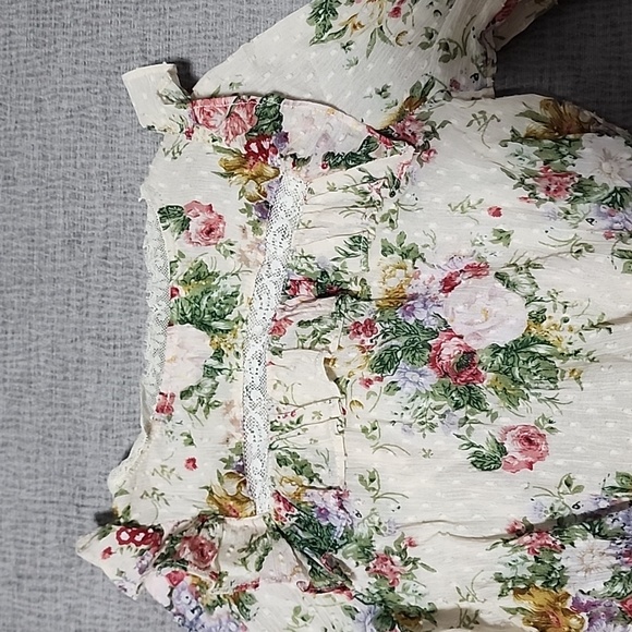 Love Shack Fancy skirt set size 4/5. - Picture 7 of 9